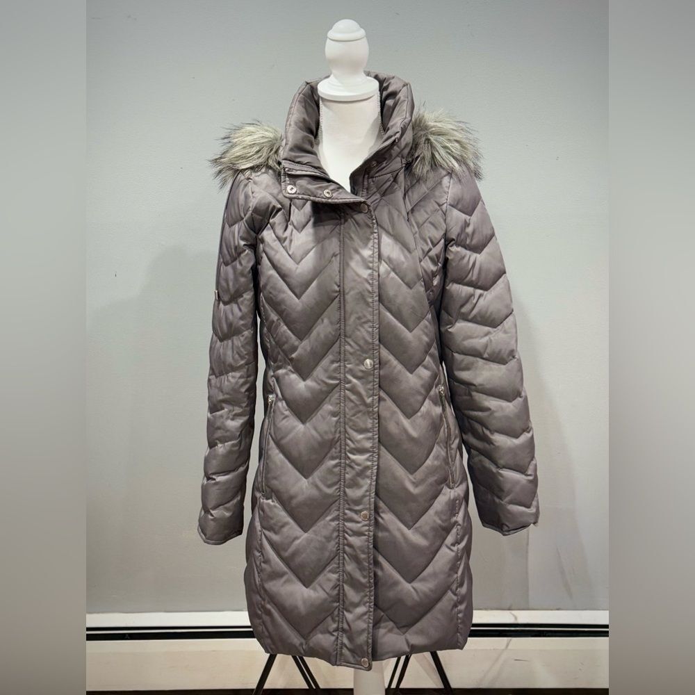 SALE! Pewter Kenneth Cole Long Puffer Coat Size M EUC